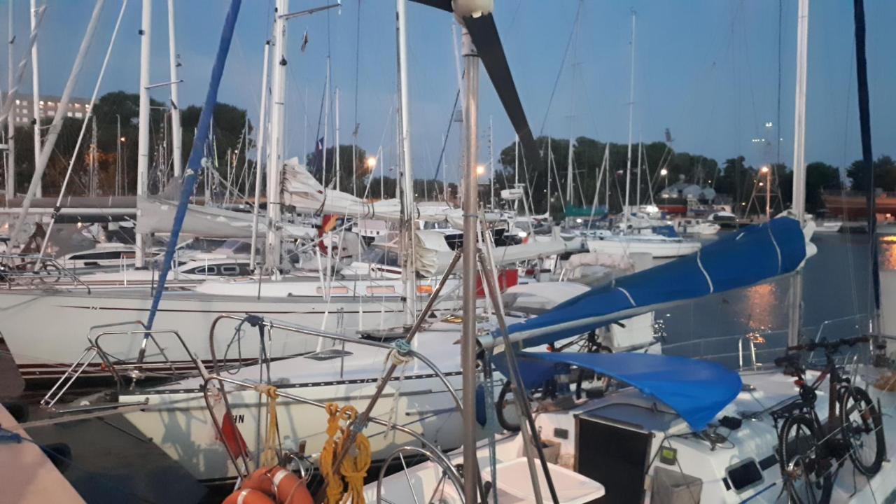 Ambrozja Dom Goscinny Kołobrzeg Exteriör bild